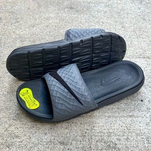 NIKE BENASSI SOLARSOFT SLIDES
JDI DARK GREYS BLACKS CHARCOALS